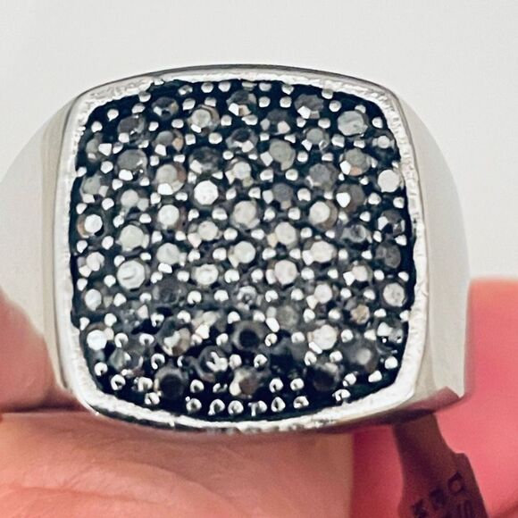 NWT Gorgeous Silver Men Ring Sz 11 EDFORCE Stainless Steel with Silver Cristals - Picture 2 of 12